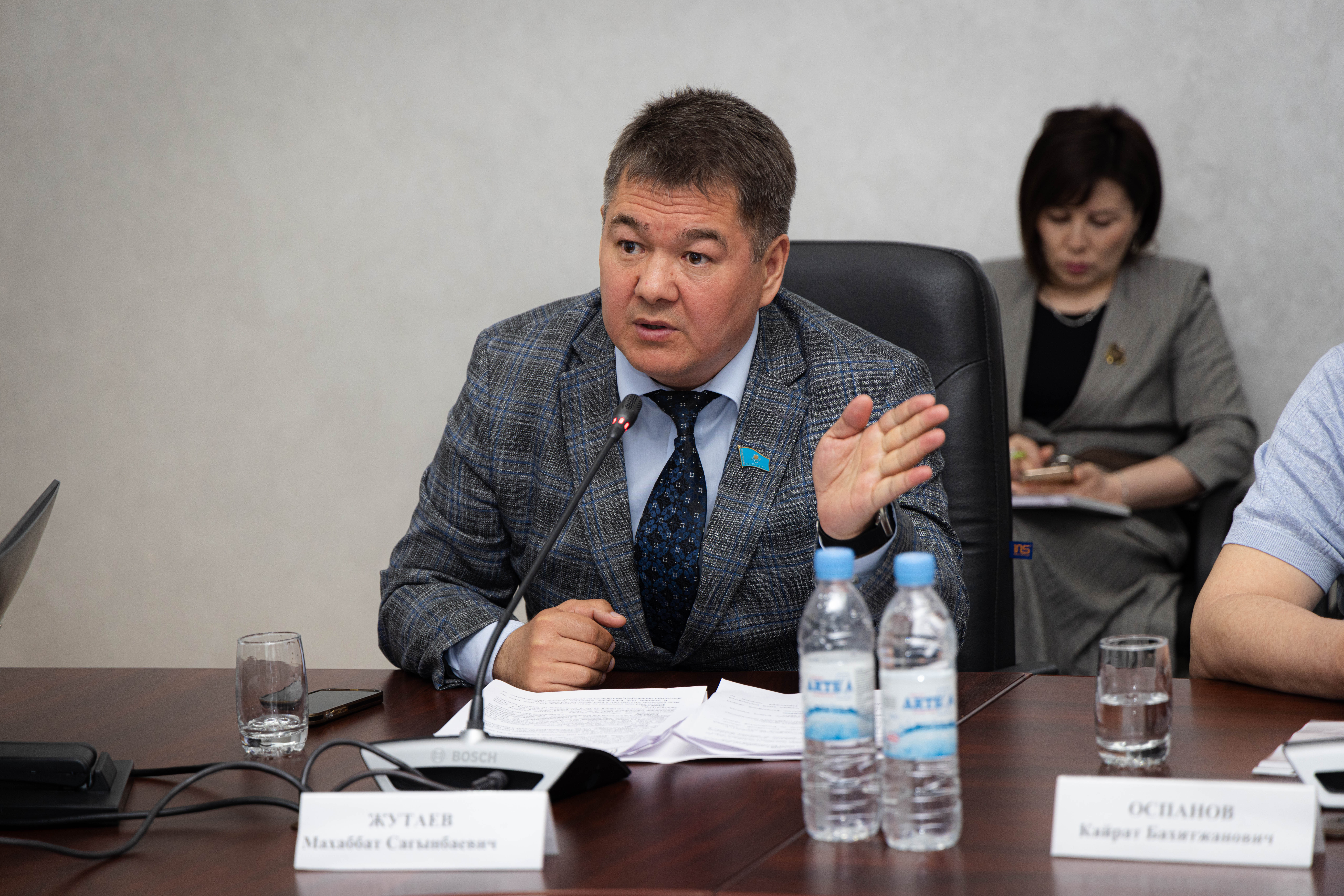 «Встречи с людьми — основа нашей работы», — председатель постоянной комиссии Костанайского облмаслихата