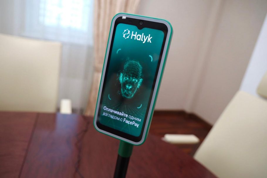 FacePay, как в метро: Halyk Bank хотел внедрить оплату проезда «лицом» в автобусах Костаная